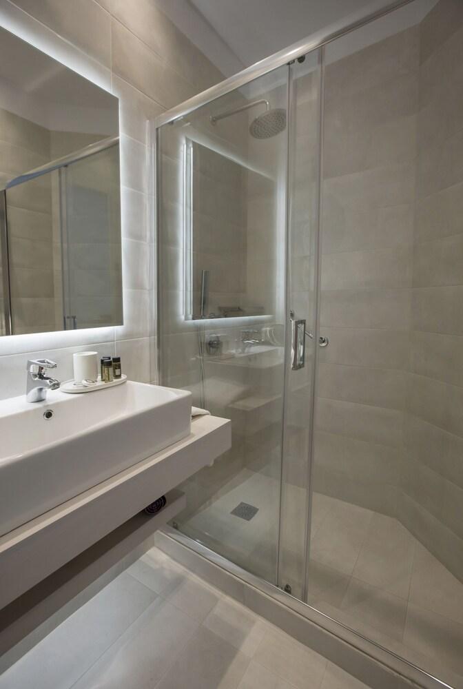 Ermou Stylish Suites By Ghh Ateny Zewnętrze zdjęcie