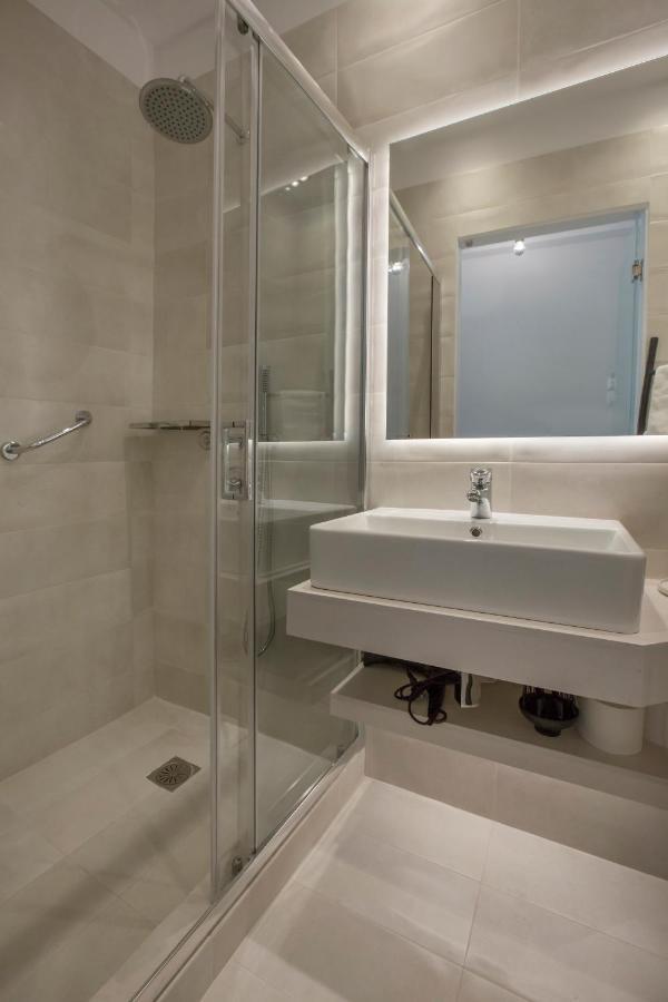 Ermou Stylish Suites By Ghh Ateny Zewnętrze zdjęcie